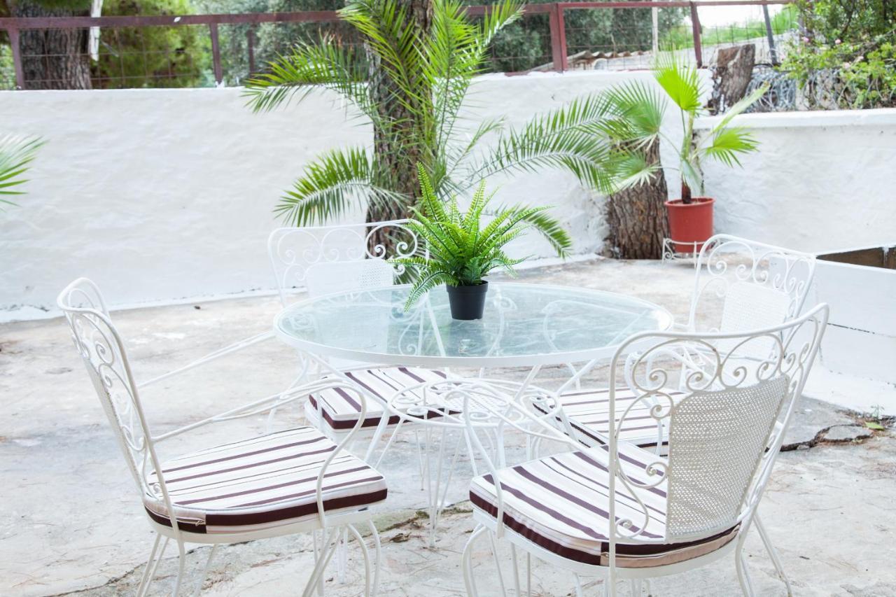 Sunny And Minimal Apt In Glyfada With 3 Bdrm 아테네 외부 사진